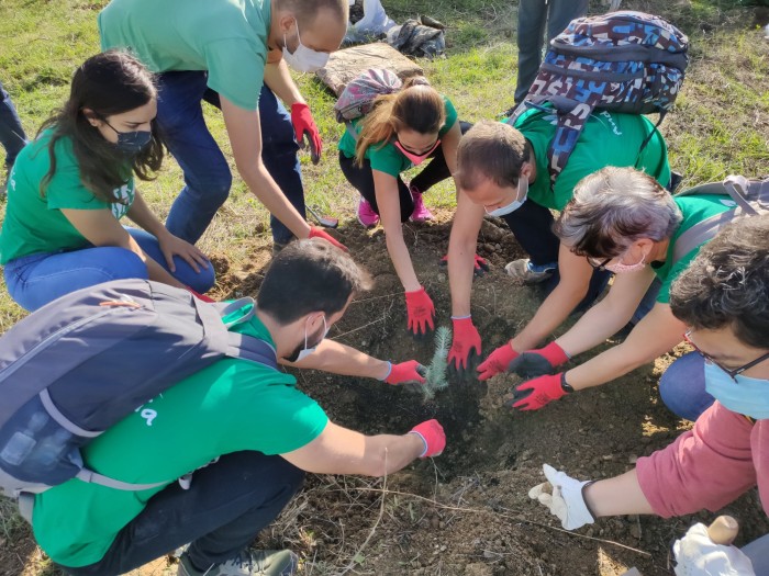 128429098-1304534169886353-4027427728295130335-n.j